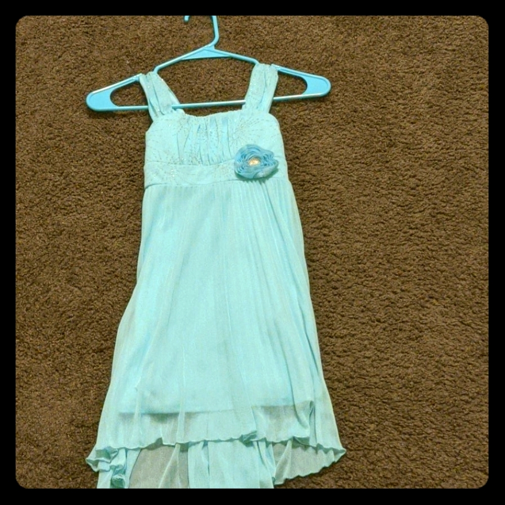 Used Green dress (very beautiful)